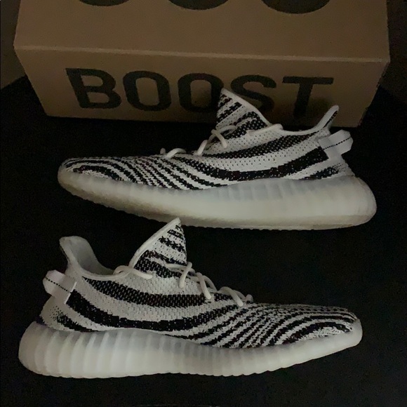 Yeezy 350 V2 Zebra Boost Adidas - Picture 3 of 8